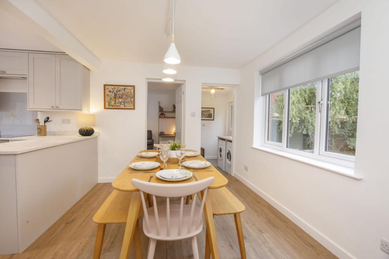 The Willows With Free Parking For 2 Cars York Eksteriør billede