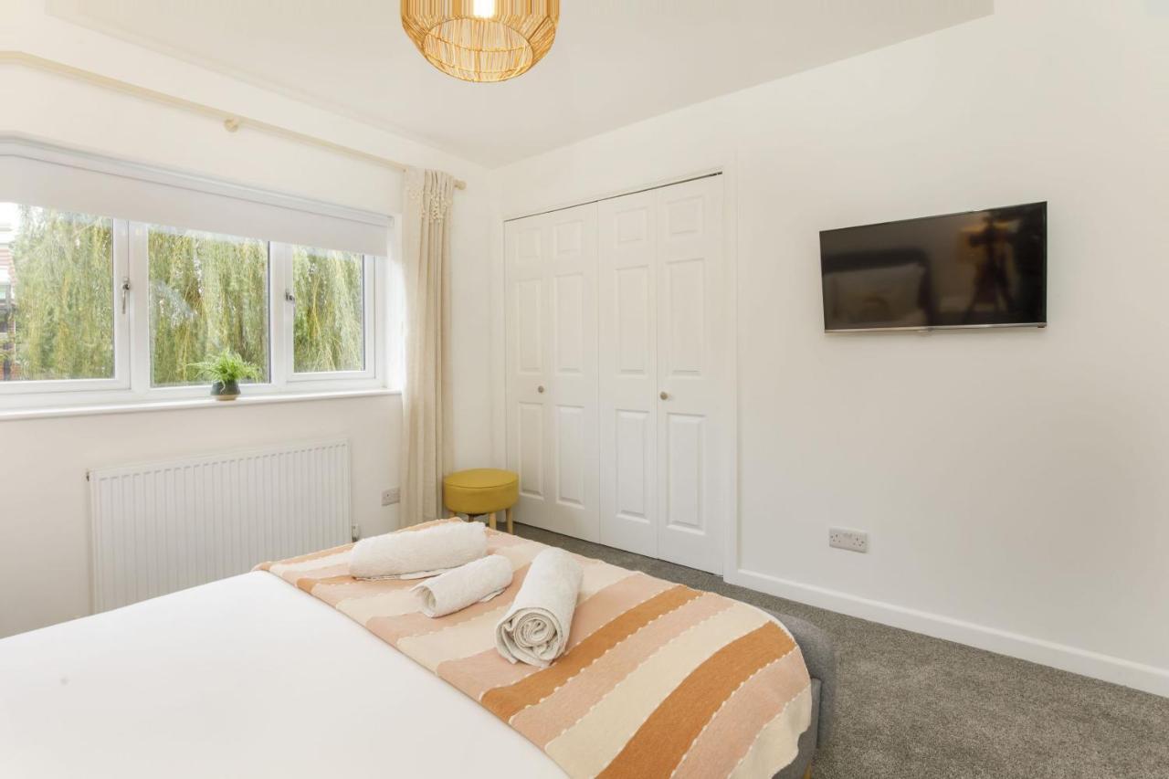 The Willows With Free Parking For 2 Cars York Eksteriør billede